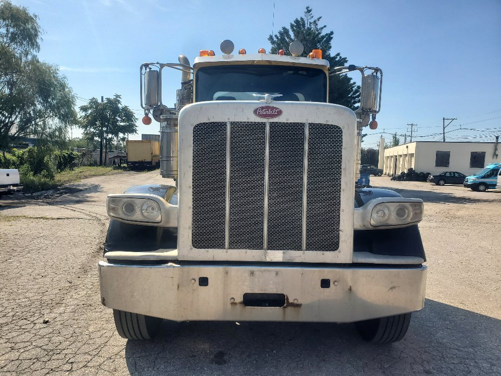 Peterbilt 389 Day Cab Peterbilt 389 Day Cab